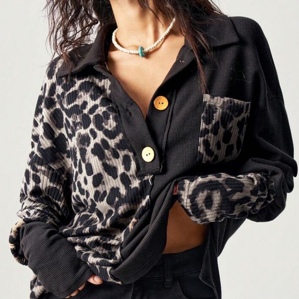 Boho style animal print long sleeve a casual type women’s size Large XL NWT - Picture 2 of 5